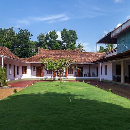 Akkara Homestay & Ayurveda Kottayam Ngoại thất bức ảnh