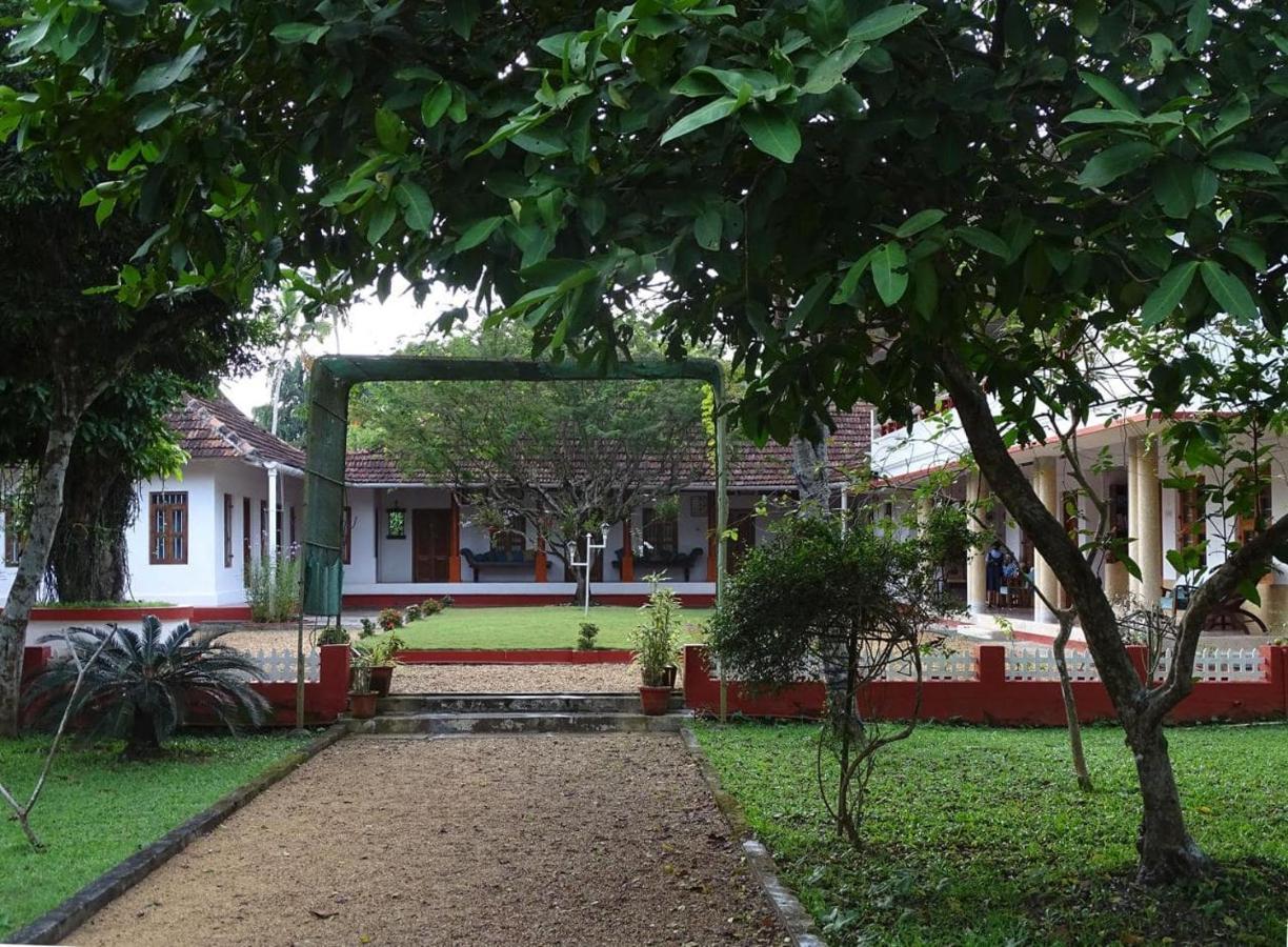Akkara Homestay & Ayurveda Kottayam Ngoại thất bức ảnh
