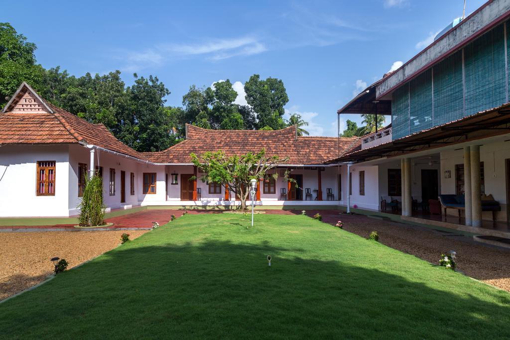 Akkara Homestay & Ayurveda Kottayam Ngoại thất bức ảnh
