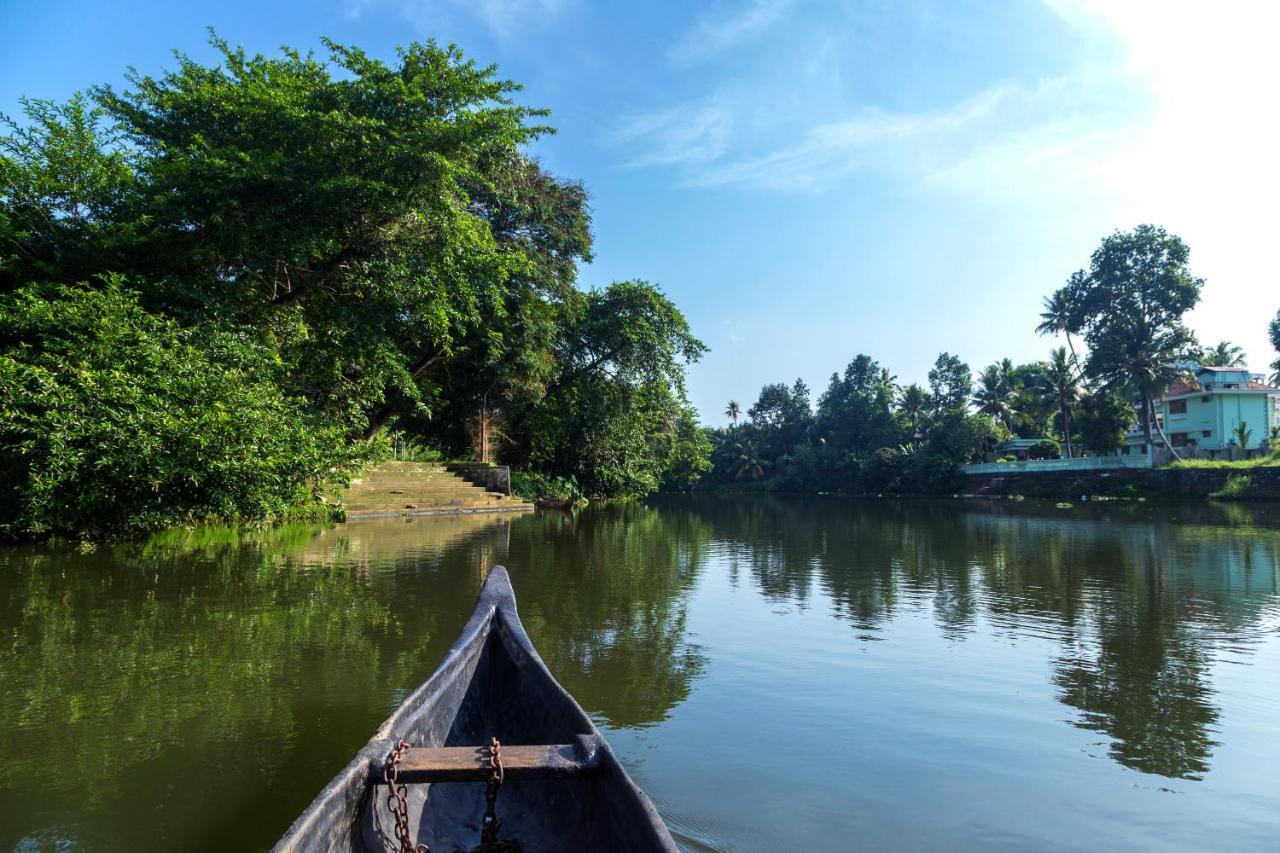 Akkara Homestay & Ayurveda Kottayam Ngoại thất bức ảnh